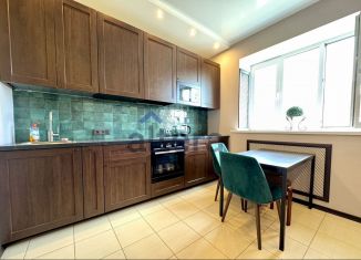 Однокомнатная квартира в аренду, 45 м2, Казань, улица Адоратского, 1А