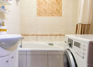 Продаю двухкомнатную квартиру, 48.5 м2, Калининград, Батальная улица, 67А