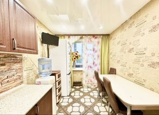 3-ком. квартира на продажу, 65.7 м2, Киров, Комсомольская улица, 113