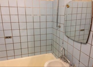 Продажа 3-ком. квартиры, 56 м2, Долгопрудный, Станционная улица, 11