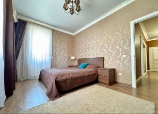 Сдача в аренду 2-ком. квартиры, 70 м2, Краснодарский край, Фестивальная улица, 3