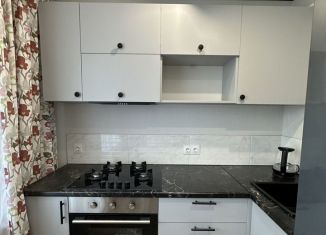 Сдам в аренду 1-ком. квартиру, 33 м2, Татарстан, улица Маршала Чуйкова, 25