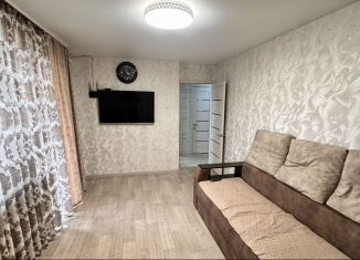 Продам 2-ком. квартиру, 42.2 м2, Давлеканово, улица Ленина, 59/1