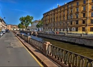 Продаю торговую площадь, 1150 м2, Санкт-Петербург, метро Гостиный двор, набережная канала Грибоедова, 23