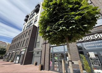 Продаю 2-ком. квартиру, 62.2 м2, Калининград