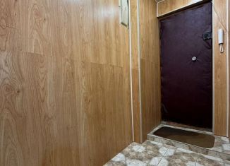 Продается трехкомнатная квартира, 56 м2, Мурманск, улица Павлика Морозова, 5к2