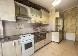 Сдам в аренду однокомнатную квартиру, 40 м2, Казань, улица Толбухина, 13