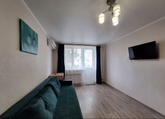 Однокомнатная квартира на продажу, 30 м2, Керчь, улица Мира, 11