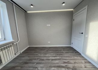 Продаю 2-комнатную квартиру, 55.5 м2, Саратов, улица имени Николая Чихарева, 10