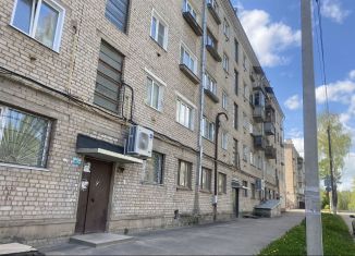 Продается двухкомнатная квартира, 43.2 м2, Тверская область, улица М.И. Кузнецова, 8