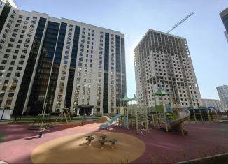 Продается 3-ком. квартира, 80 м2, Воронеж, улица Пескова, 6