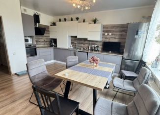 Продажа 3-ком. квартиры, 74.7 м2, Ефремов, улица Карла Маркса, 22