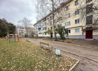 Продается 2-комнатная квартира, 42.3 м2, Октябрьский, улица Свердлова, 39