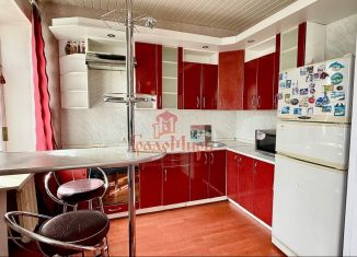 Продаю четырехкомнатную квартиру, 88.7 м2, Сергиев Посад, проспект Красной Армии, 186/2