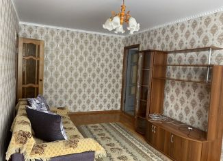 Продается 2-комнатная квартира, 42 м2, Татарстан, улица Матросова, 17