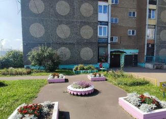 Продаю 2-комнатную квартиру, 48.7 м2, Красноярский край, Молодёжный проспект, 8