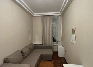 Продажа комнаты, 13.3 м2, Санкт-Петербург, улица Чайковского, 4, метро Площадь Ленина