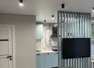 Сдам в аренду двухкомнатную квартиру, 40 м2, Москва, улица Дубки, 7, метро Фонвизинская