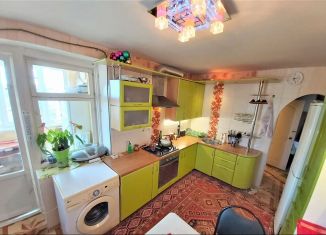 Продам 1-ком. квартиру, 46.5 м2, Саратов, улица имени Братьев Никитиных, 6