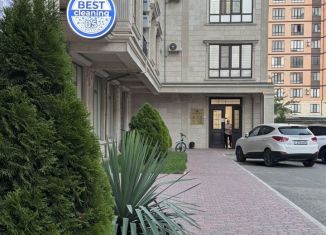 Продажа 3-ком. квартиры, 105 м2, Махачкала, Газпромная улица, 15к4