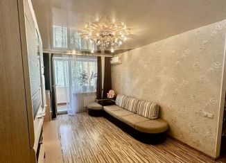 Продаю трехкомнатную квартиру, 64 м2, Республика Башкортостан, улица Энтузиастов, 1