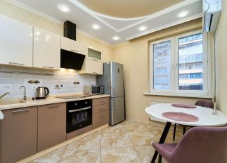 Продаю двухкомнатную квартиру, 47.6 м2, Краснодар, микрорайон Черемушки, Новороссийская улица, 90/2