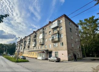 Продаю 1-ком. квартиру, 31 м2, Березники, улица Ломоносова