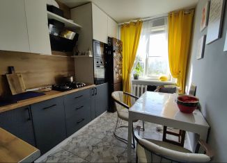 Продам 3-ком. квартиру, 63 м2, Ростов-на-Дону, улица Добровольского, 26