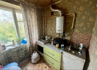Продам 1-ком. квартиру, 22 м2, Великие Луки, улица Гастелло, 6