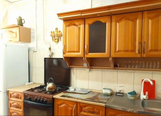 Продаю 1-ком. квартиру, 29 м2, Волгоград, улица Копецкого, 1А