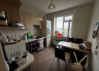 Продаю 1-ком. квартиру, 32 м2, Дзержинск, Окская набережная, 19А