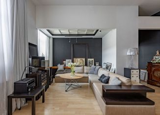 Сдам двухкомнатную квартиру, 65 м2, Санкт-Петербург, площадь Островского, 5