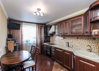 Продаю трехкомнатную квартиру, 79.3 м2, Тюмень, Солнечный проезд, 22