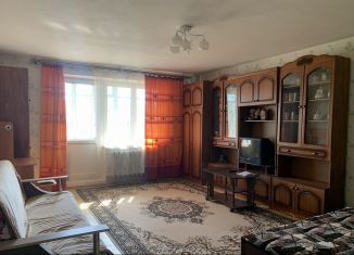 Сдам 1-комнатную квартиру, 53 м2, Ломоносов, Ораниенбаумский проспект, 43к3