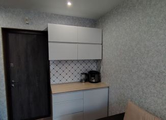 Сдаю комнату, 13.2 м2, Смоленск, улица Маршала Соколовского, 12