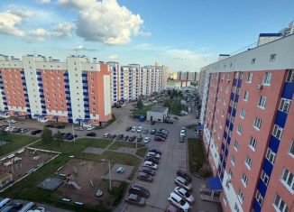 Продам 1-комнатную квартиру, 37.5 м2, село Мариинский, Лазурная улица, 35