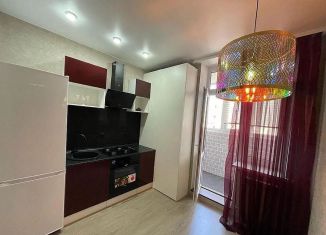 Сдаю в аренду 1-ком. квартиру, 37 м2, Ростов-на-Дону, Берберовская улица, 8с2