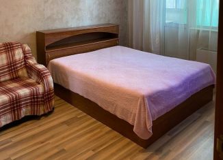 Сдаю 1-комнатную квартиру, 40 м2, Москва, Святоозёрская улица, 16