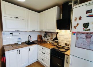 Продаю 1-ком. квартиру, 36.2 м2, Барнаул, улица Бабуркина, 11