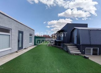 Продаю дом, 200 м2, Элиста, 10-й микрорайон, 10-й микрорайон, 11