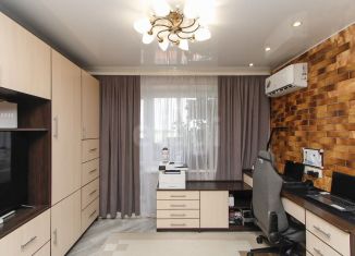 Продаю 2-ком. квартиру, 43.6 м2, Тюмень, Школьная улица, 18