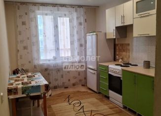 Продаю 1-комнатную квартиру, 37.5 м2, Набережные Челны, улица Аделя Кутуя, 6