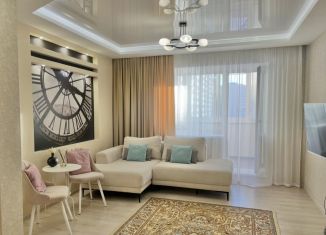 Продаю 3-ком. квартиру, 63.2 м2, Барнаул, улица Сергея Семёнова, 1