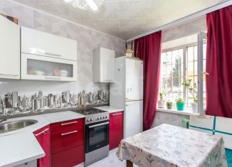 Продам 1-ком. квартиру, 32 м2, Тобольск, микрорайон 7А, 35А