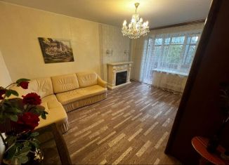 Сдача в аренду 3-ком. квартиры, 65 м2, Калуга, улица Суворова, 60