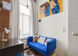 Сдается в аренду квартира студия, 18 м2, Санкт-Петербург, Можайская улица, 2