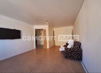 Продаю 1-комнатную квартиру, 40.2 м2, Октябрьский, улица Ляйлы Марданшиной, 2