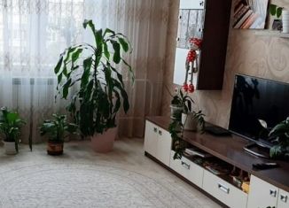 Продается 3-комнатная квартира, 72.6 м2, Сосновоборск, Весенняя улица, 4