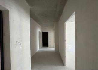 Трехкомнатная квартира на продажу, 93.2 м2, Ростов-на-Дону, улица Бориса Слюсаря, 23с2