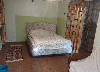 Сдам в аренду 2-ком. квартиру, 45 м2, Калуга, улица Чичерина, 1/5